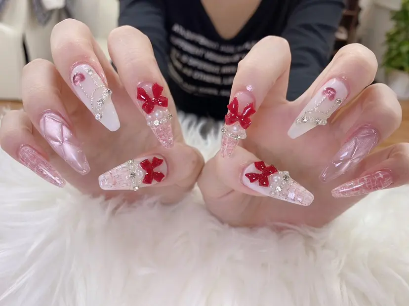 Squeen Nailの掲載