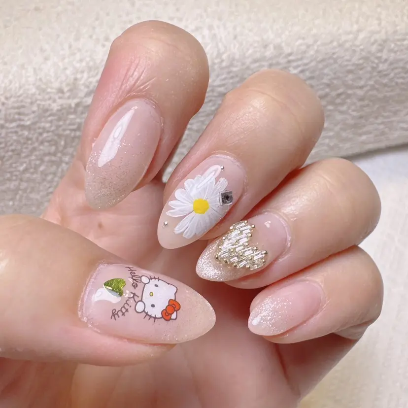 那覇🏝️台湾人 ネイリストSHIUの掲載