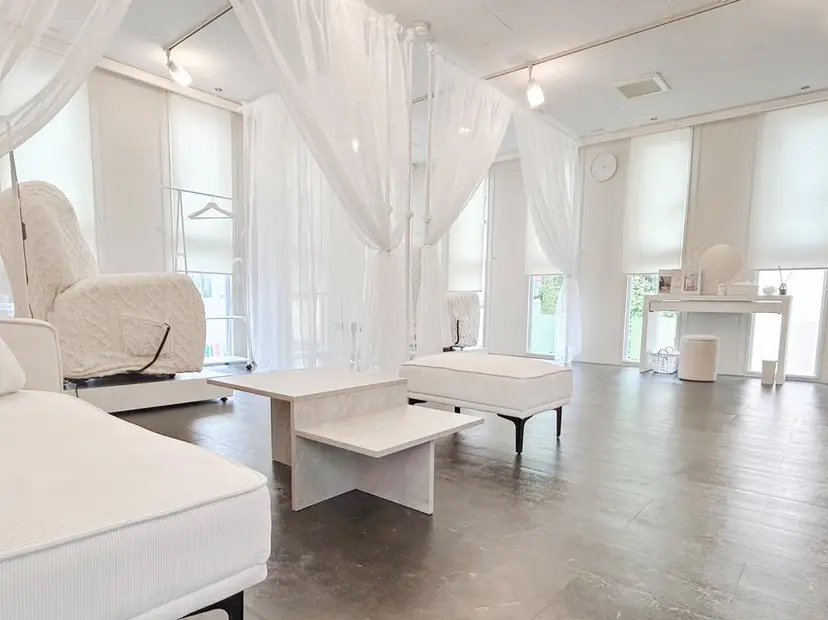 Cher《シェール》 なぎさの掲載