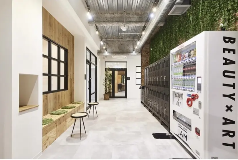 【20代ダメージ毛に 髪質改善】の掲載