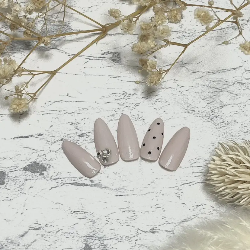 naiisalon apfelの掲載