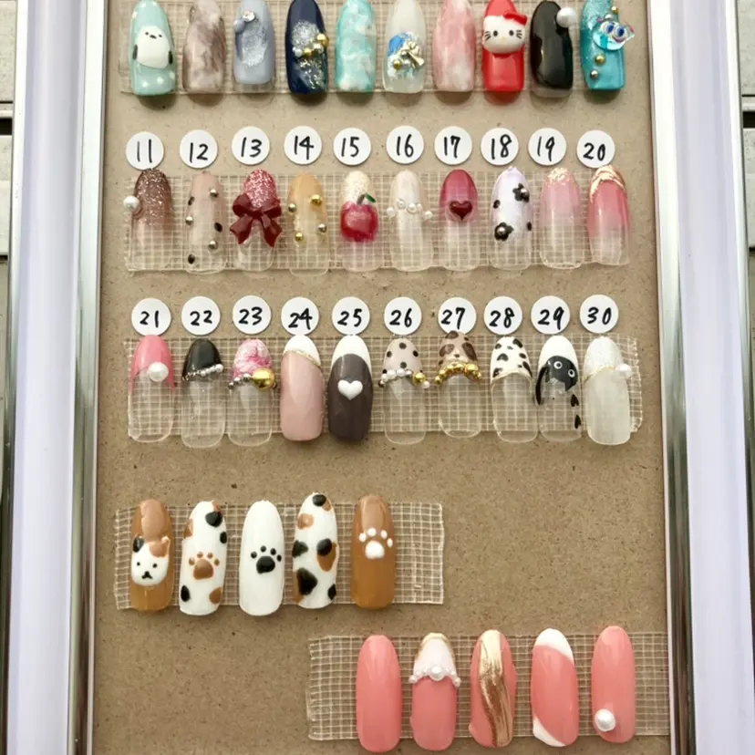 SEPT NAIL りなこの掲載