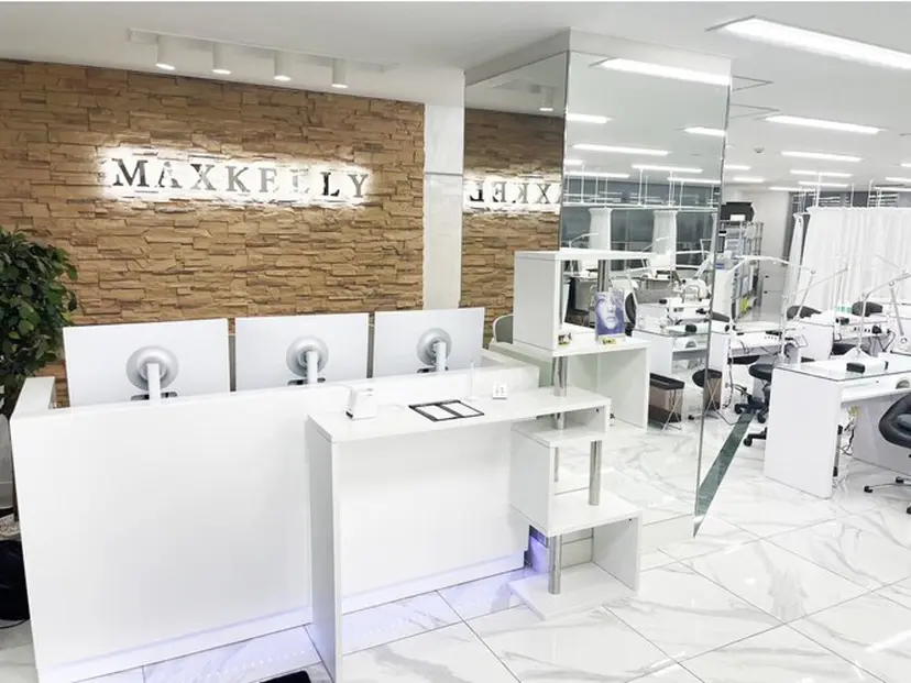 MAXKELLY natsumiの掲載