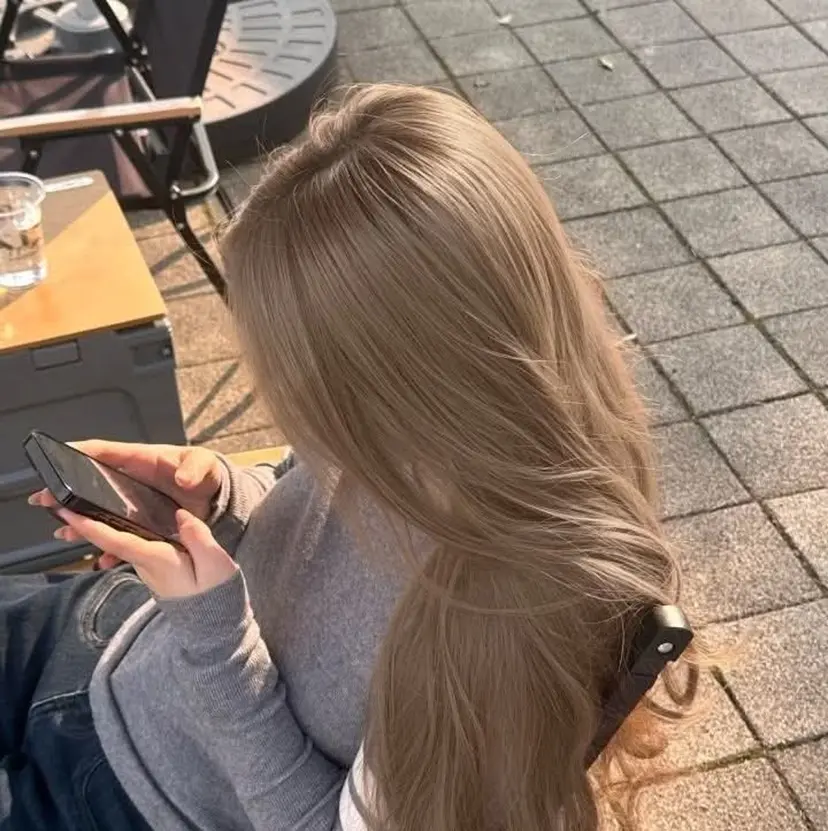 ✨ブリーチなしカラー グレージュSHUTOの掲載