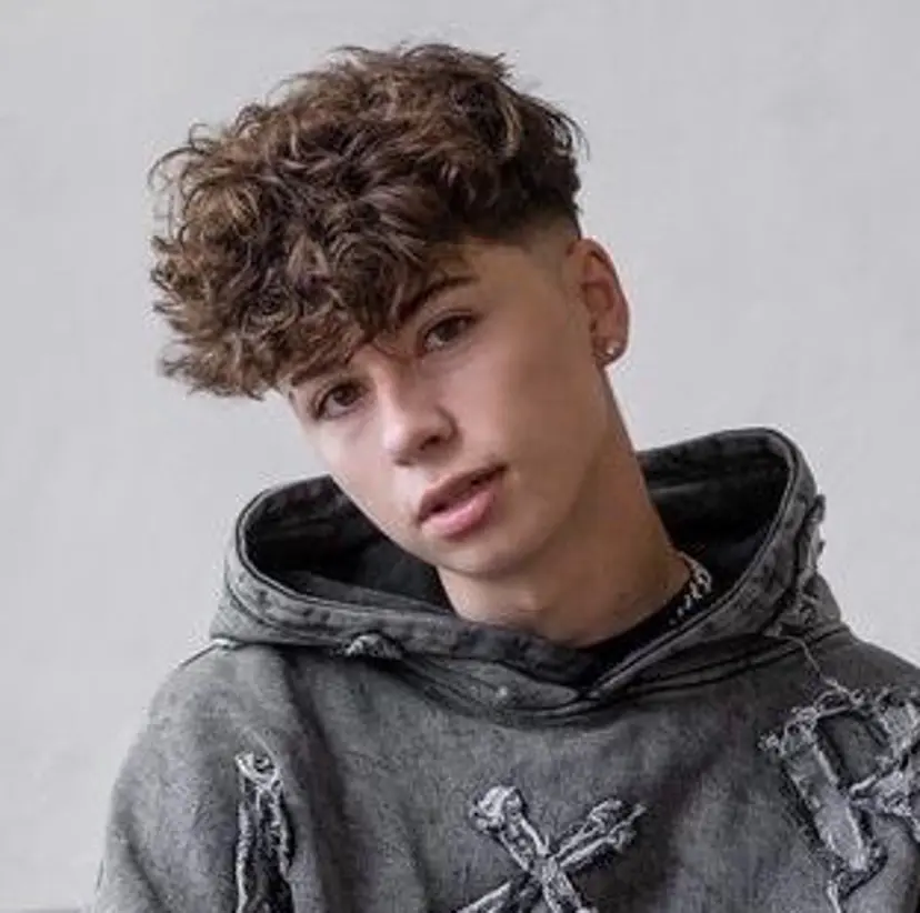 スペインカール/ メンズパーマ/山下の掲載