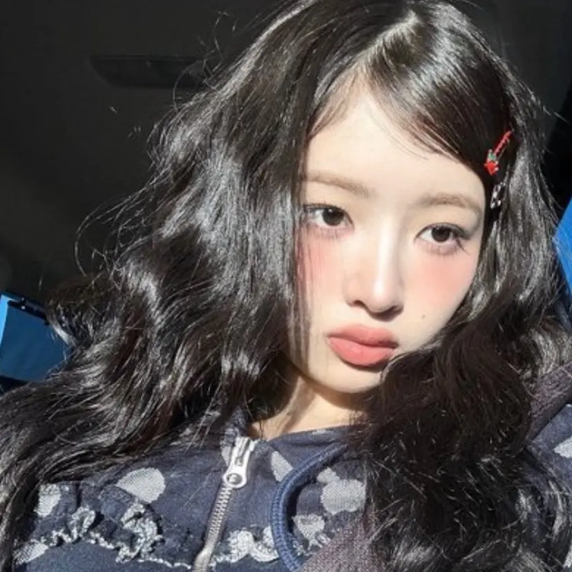 eyelash. NANAKO🫧の掲載