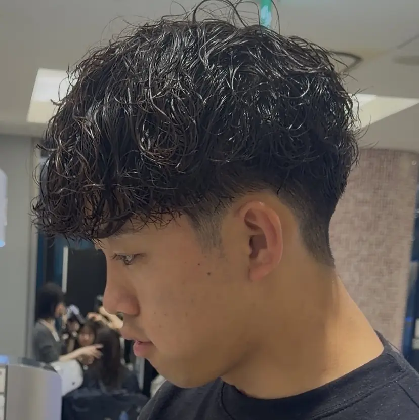 🎸⚡️シャドウ パーマ⚡️🎸Renの掲載