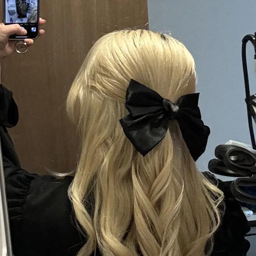 大人っぽ韓国🤍ブリ ーチ/mitsukiの掲載