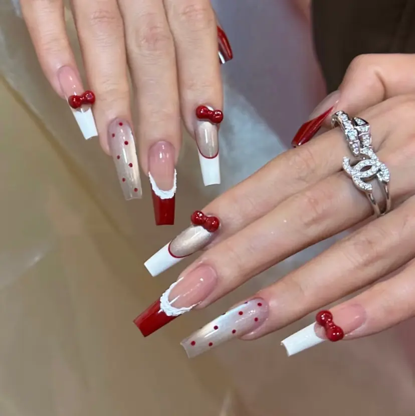 Ami Nailの掲載