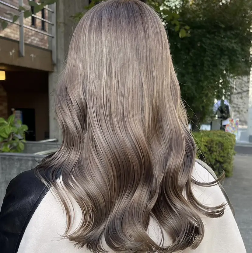 透明感カラー 大人グレージュ有村の掲載