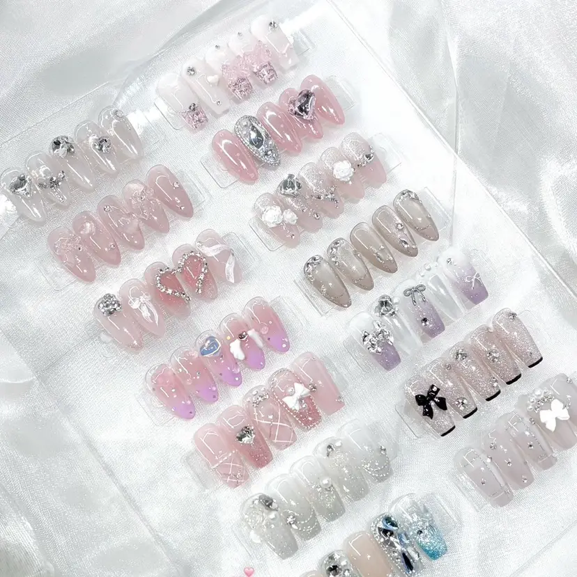 🎀Luvia ワンホンネイル💫の掲載