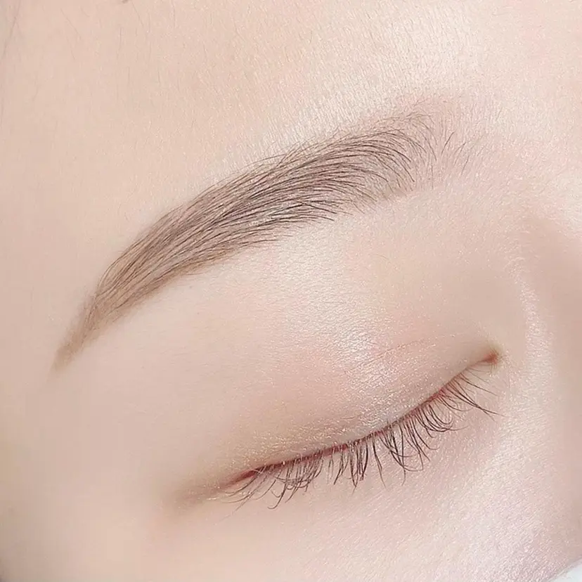 ビューステージ アイブロウイストの掲載