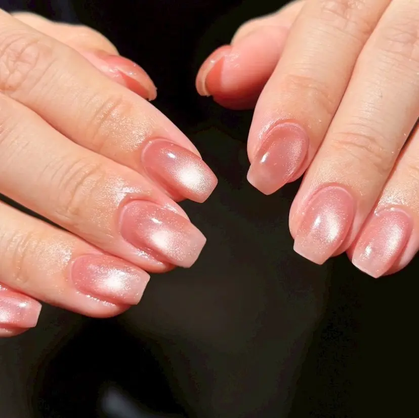 WHITE NAIL misakiの掲載