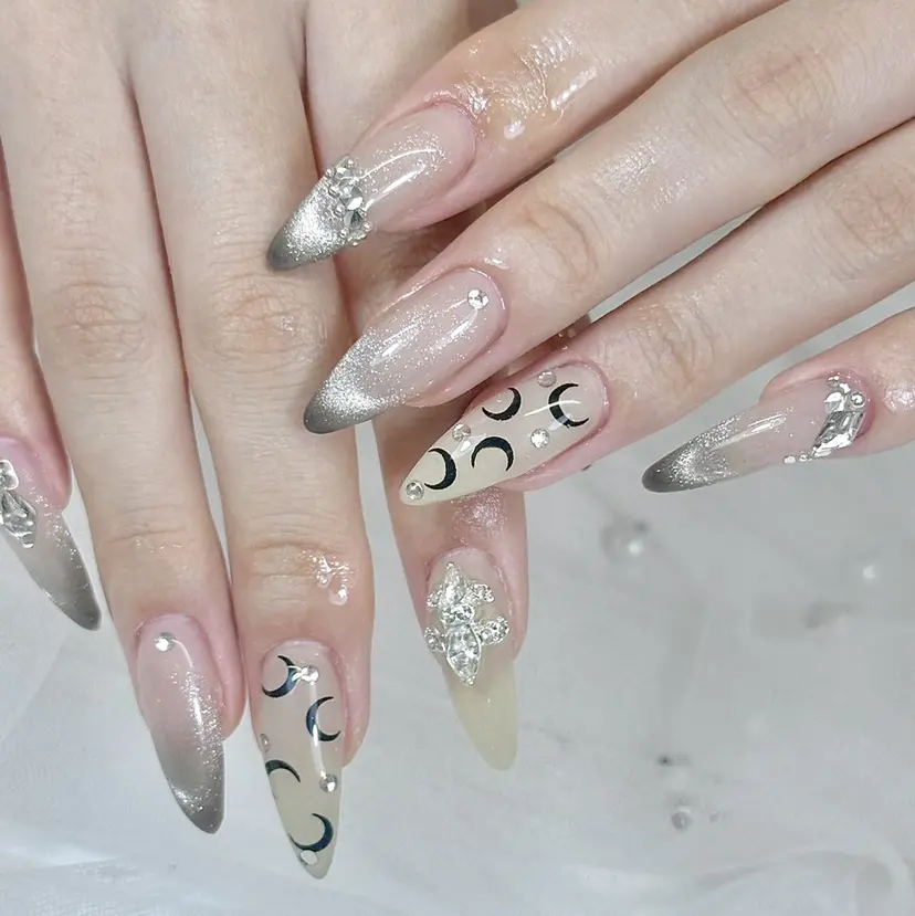 Prunelle Sekiの掲載