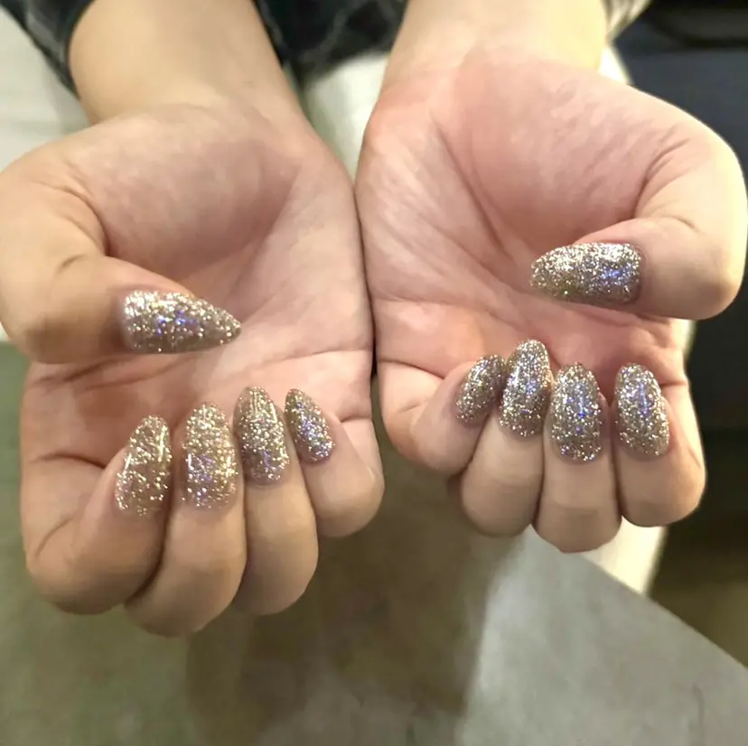 MAXKELLY MISAKIの掲載