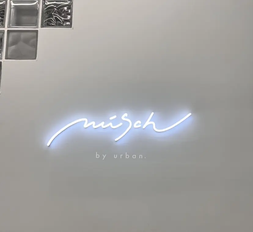 名駅🦢大人艶カラー 🪽カミヤアカネの掲載