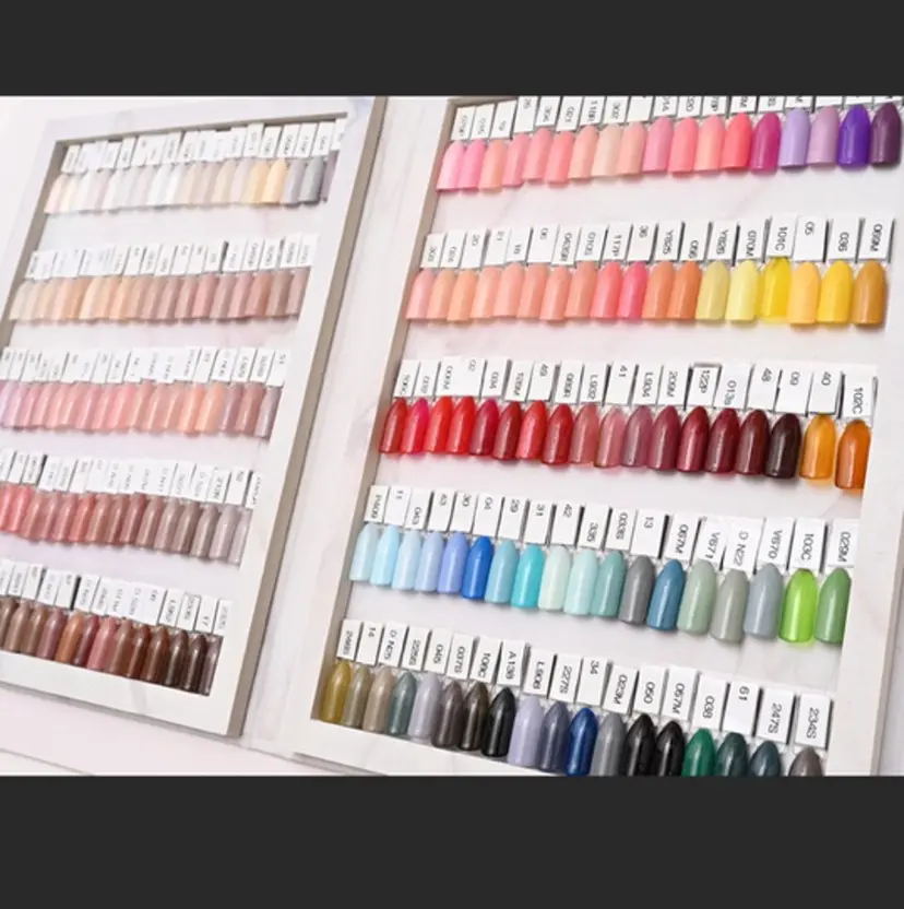 pote.nail/ megu🐥の掲載