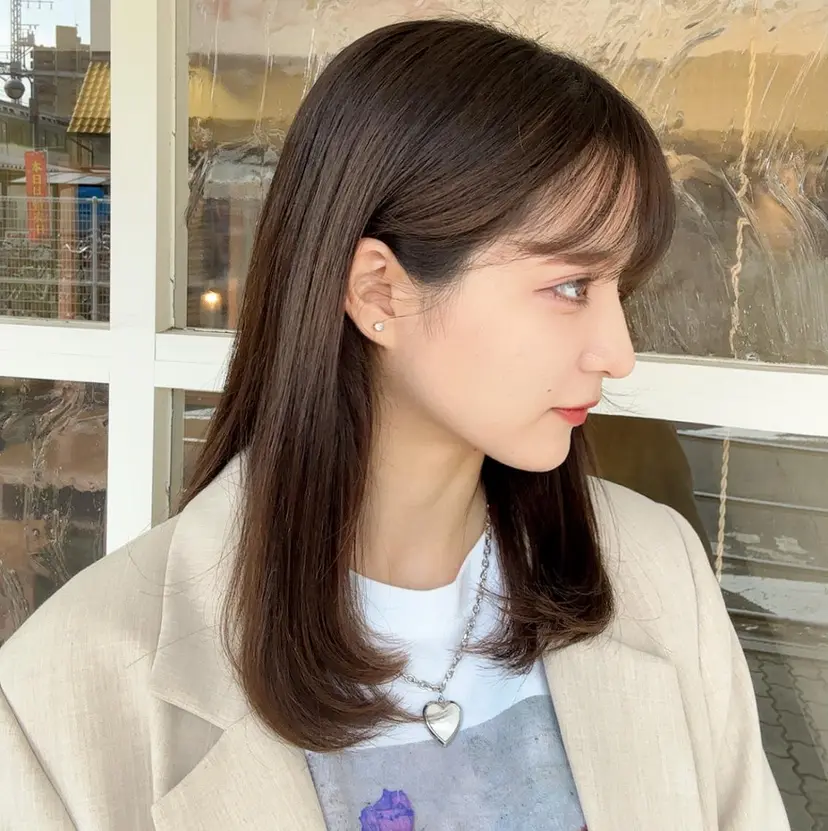 梅田美容室レイヤー 透明感カラーの掲載