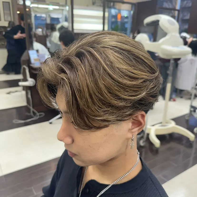 毎月230人担当/ メンズヘア/清和武虎の掲載