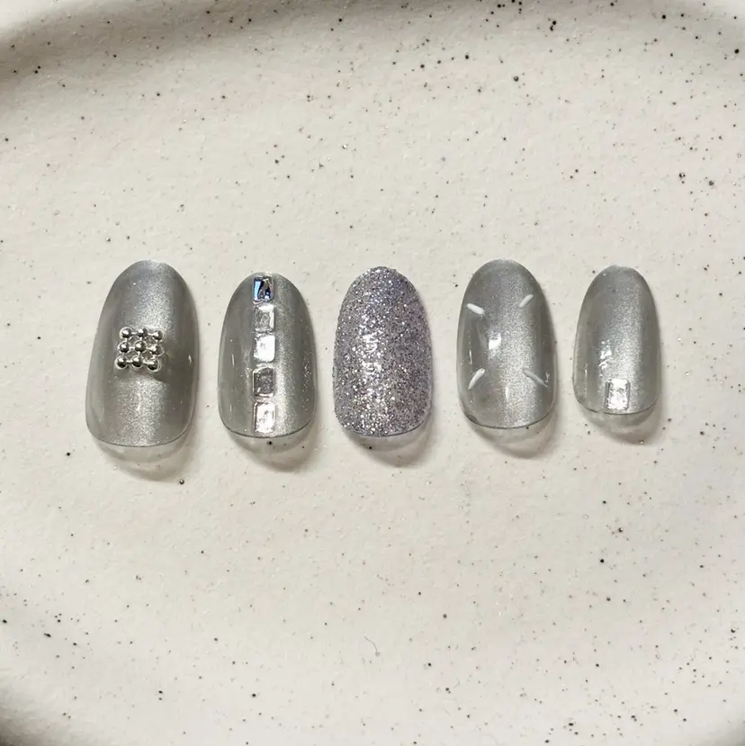 市川 沙希子の掲載