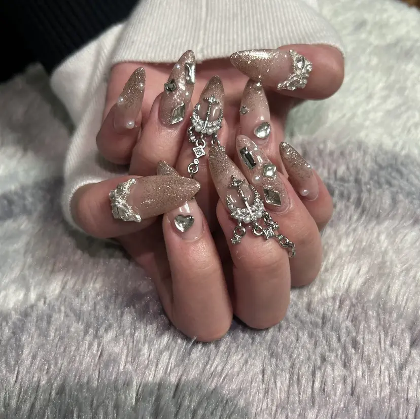 AMEMIYA NANAKOの掲載