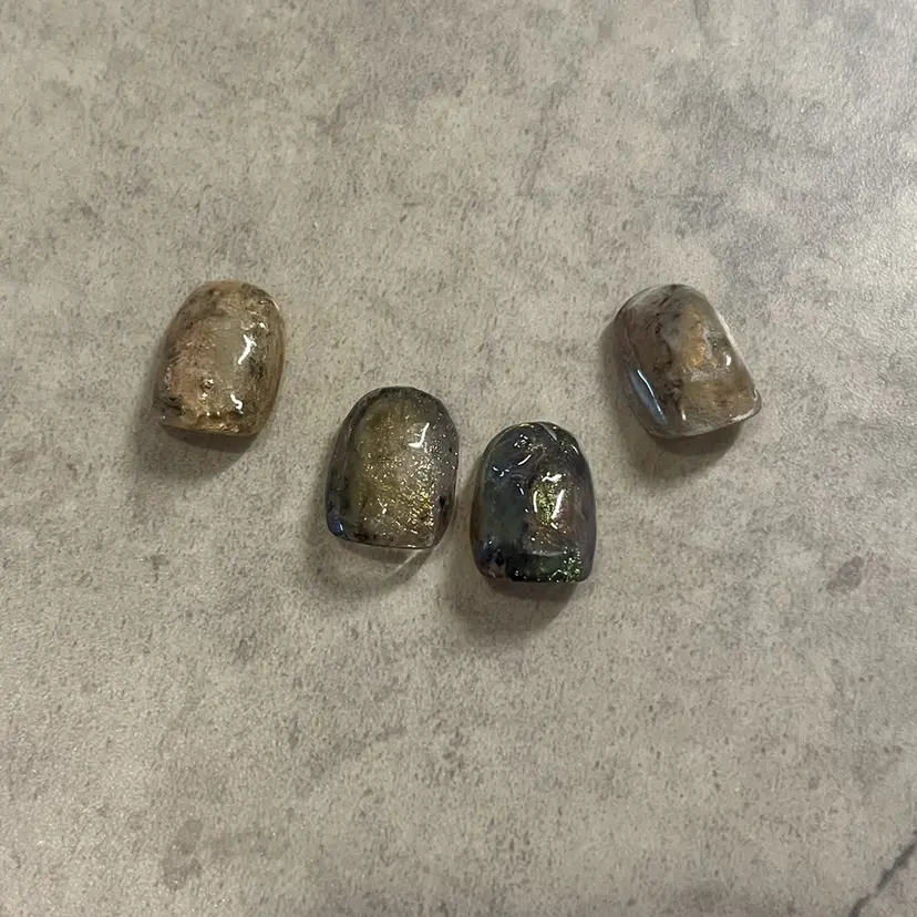 vegh. nail/阿波座の掲載