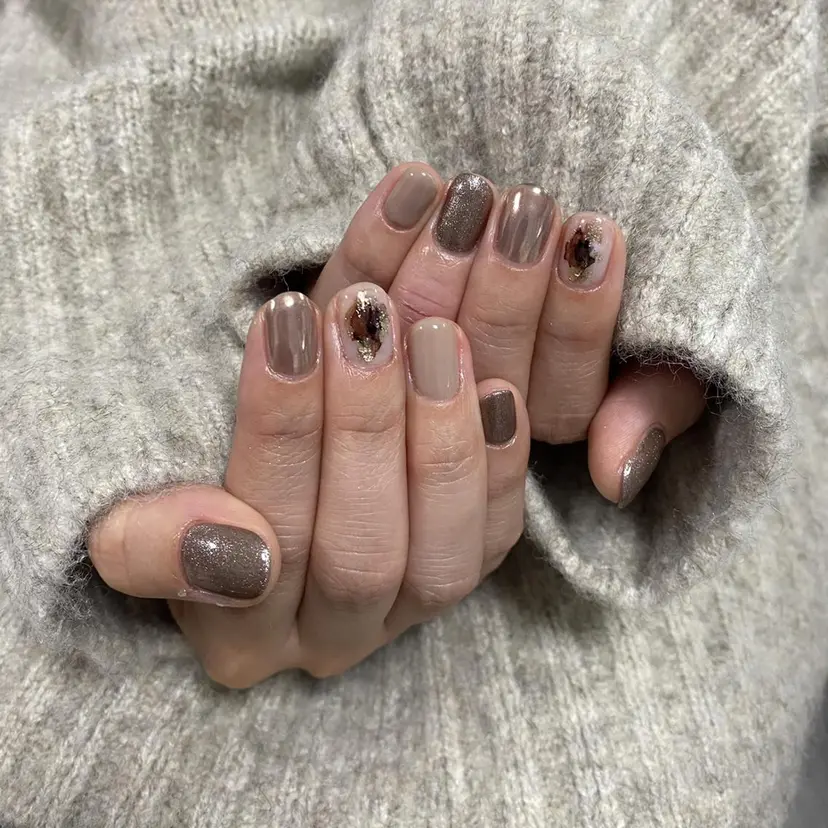 ND  NAIL Ayakaの掲載