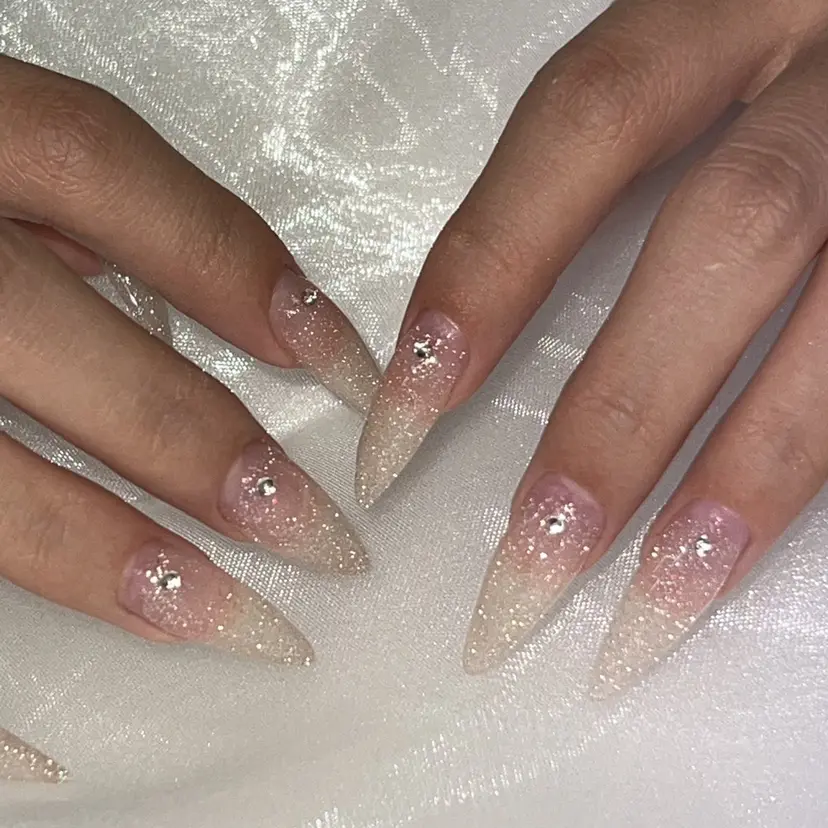 【NABINAIL】 mahoの掲載