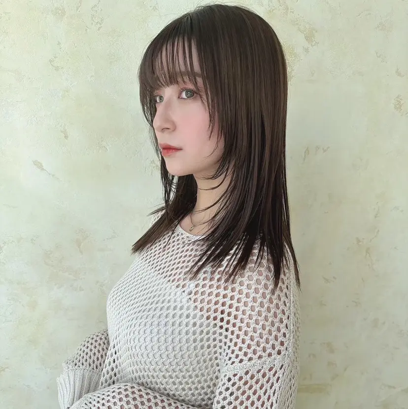 レイヤーカット/ 縮毛矯正/ヒロシの掲載