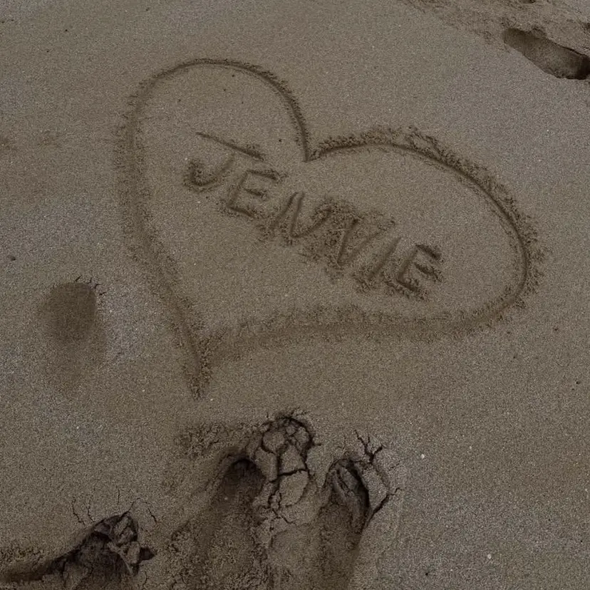 NOA/トレンドヘア ブリーチなし艶カラーの掲載