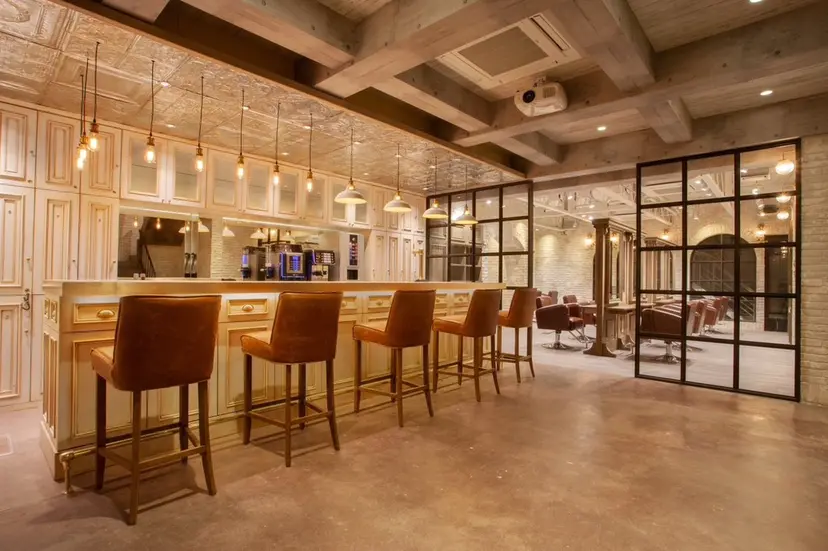 サナ / elto四条烏丸の掲載