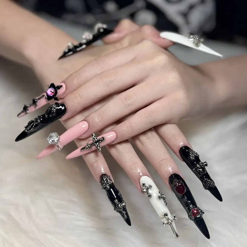 Nichi Nails❤️の掲載