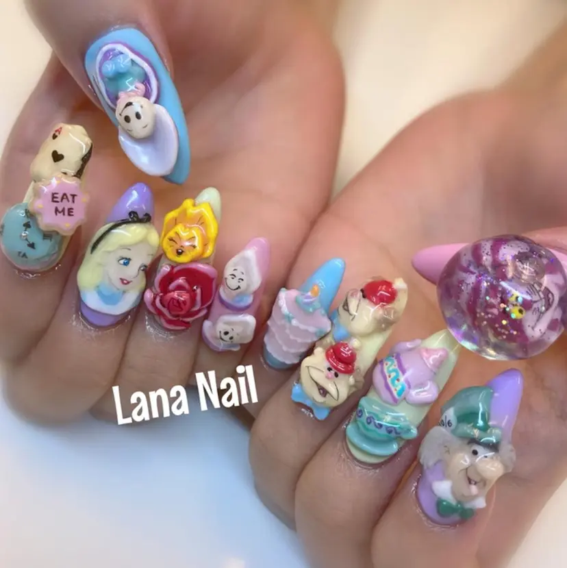 Lana Nailの掲載