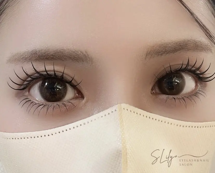 mina 【SLily＋】の掲載