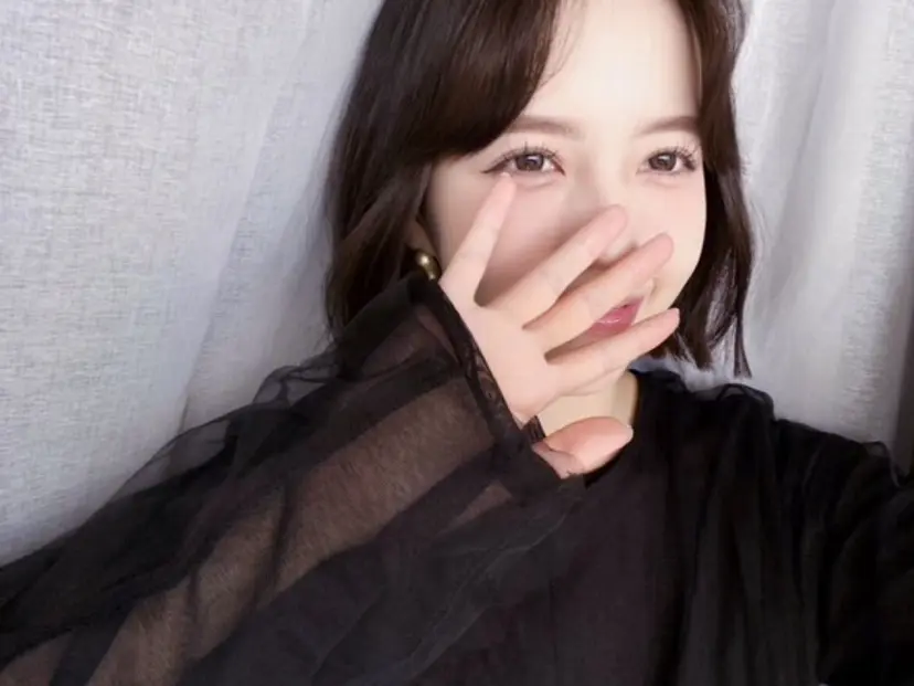 Crevia Hiroeの掲載