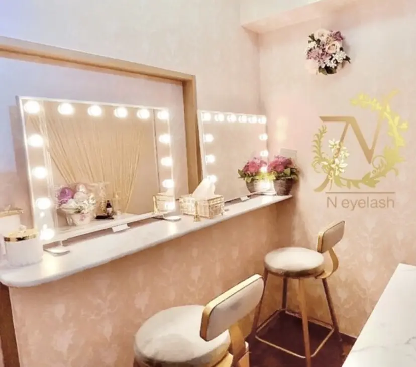 N eyelash LANA🌼の掲載