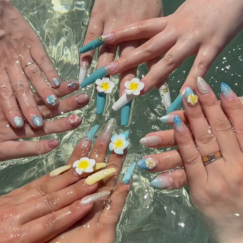 nail salon 𓇼coralの掲載