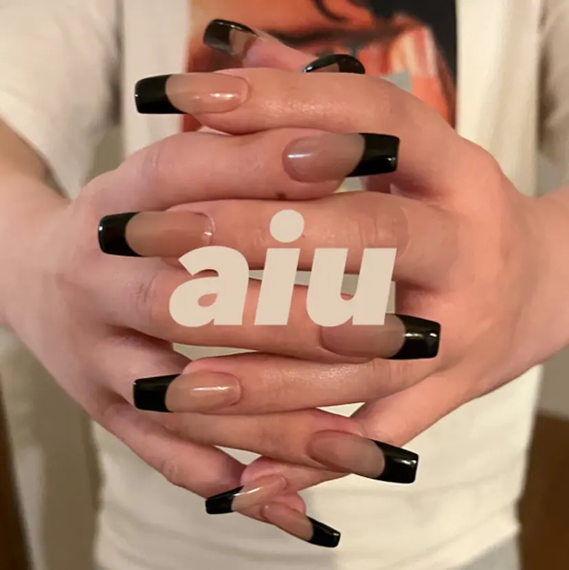 aiu  ｱｲﾕｰ ちひろの掲載