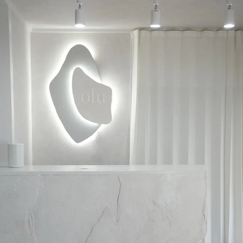 olu【オル】 中目黒　Lunaの掲載