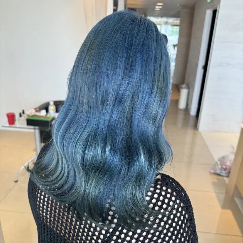 ICHINA🦋寒色 /青髪/艶髪/大船の掲載