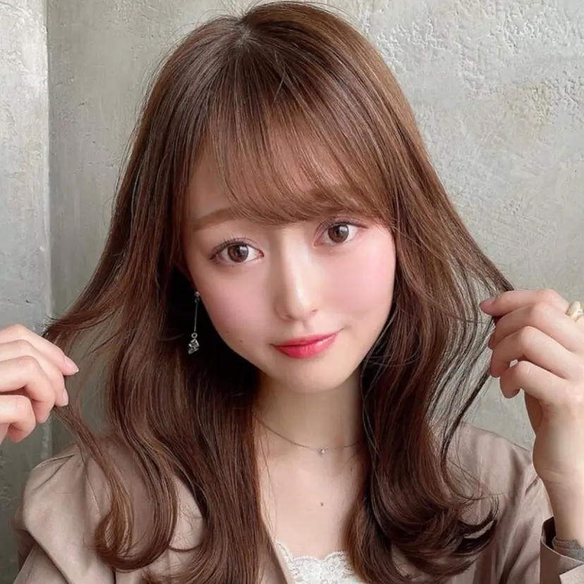 モテ髪×トレンド💕 小顔レイヤー 金井の掲載