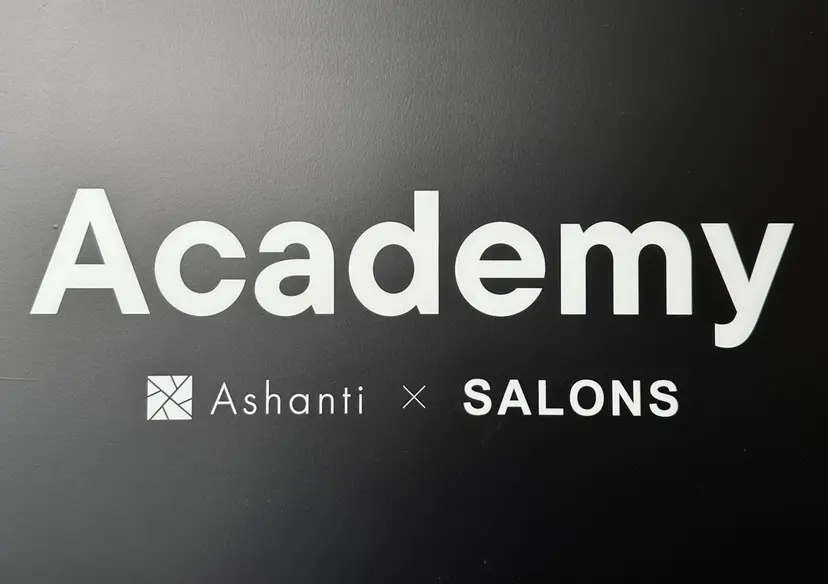 Academy 中西の掲載