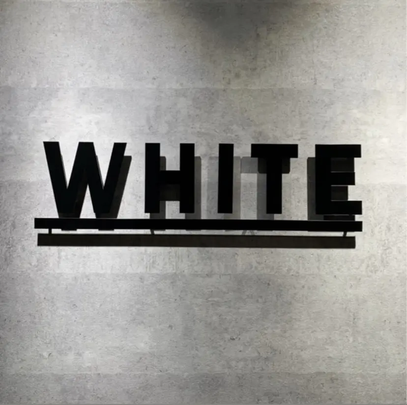 _white鳳店/ 牧原彩乃の掲載