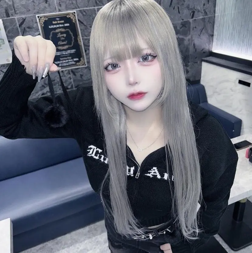 韓国風トレンドカラー 🩶RINA🩶の掲載