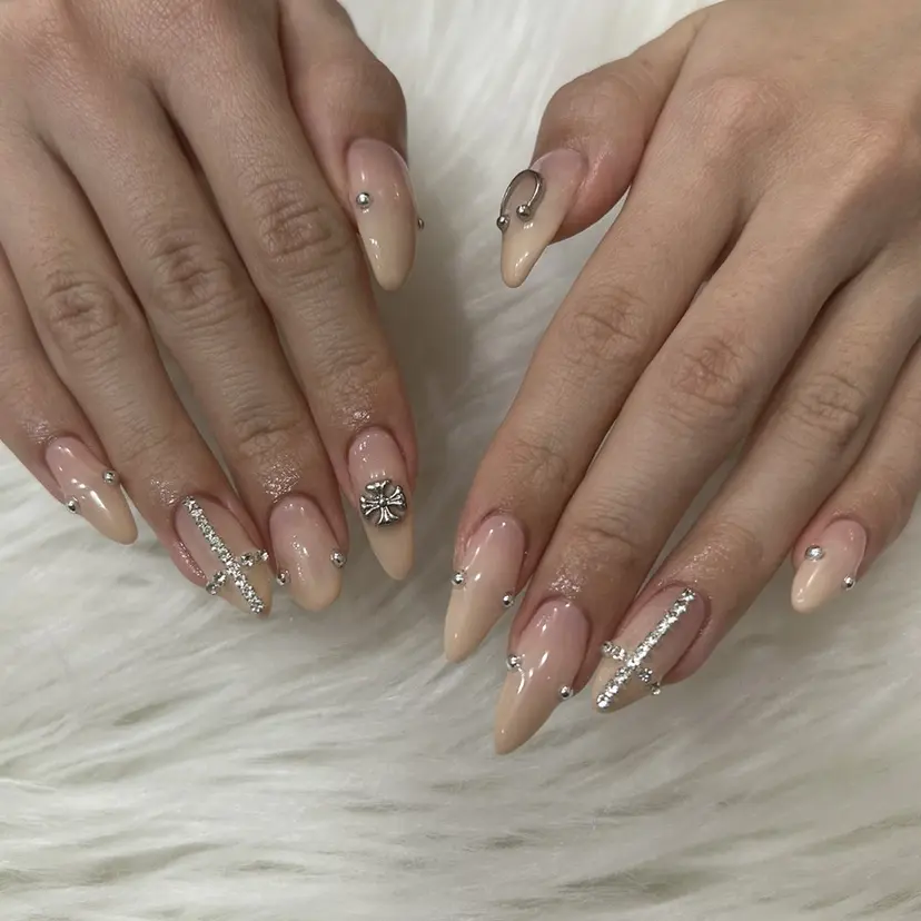 坂本 かれんの掲載