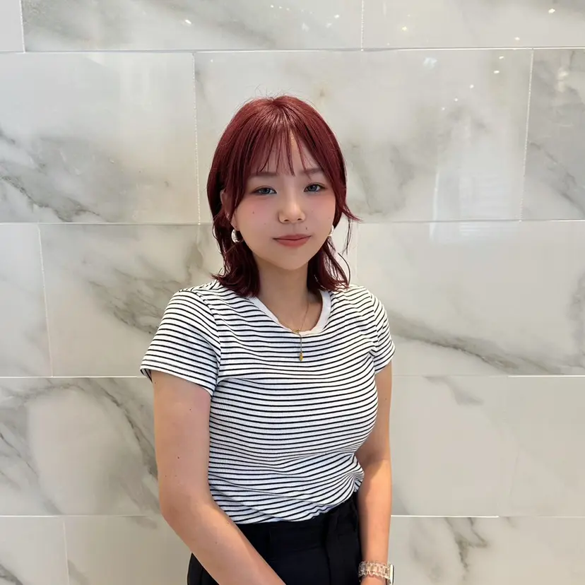 AUBEhair梅田 板垣鈴香の掲載
