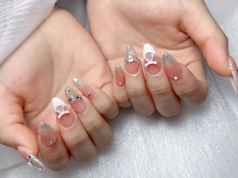 オーラ ネイルサロンの掲載