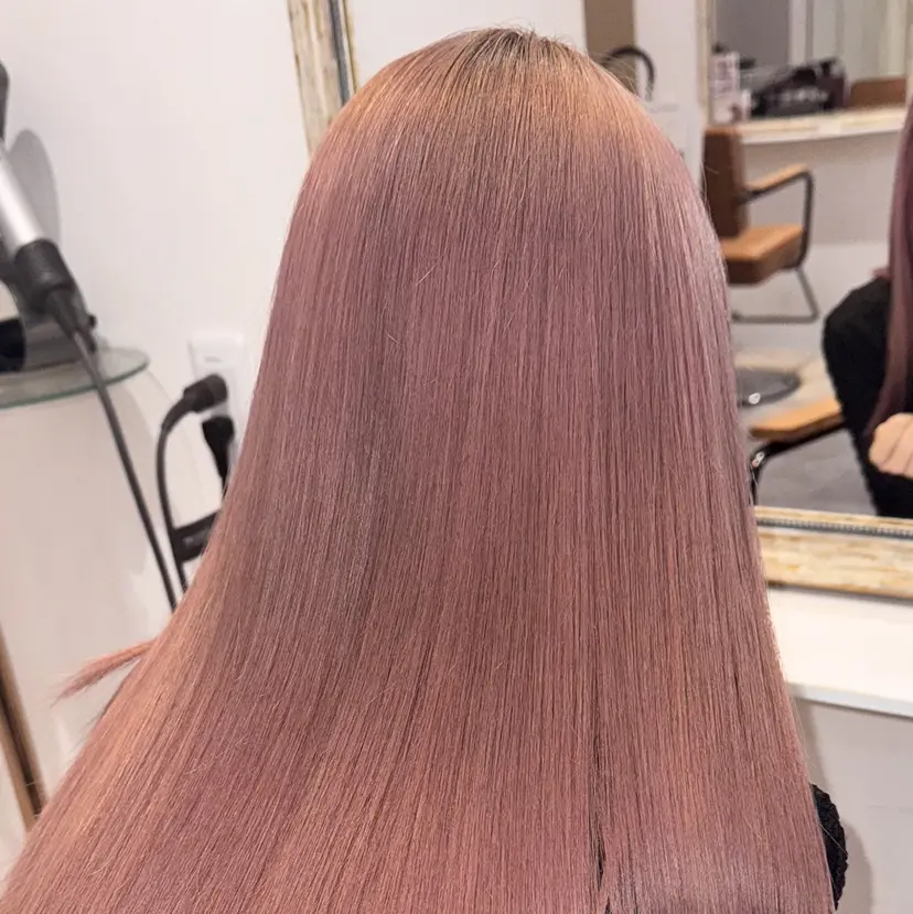 【透明感カラー🫧】 【梅田】ハルの掲載