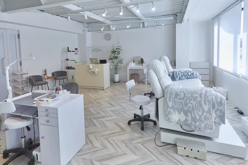 Babel【バベル】 🩶名古路結菜の掲載