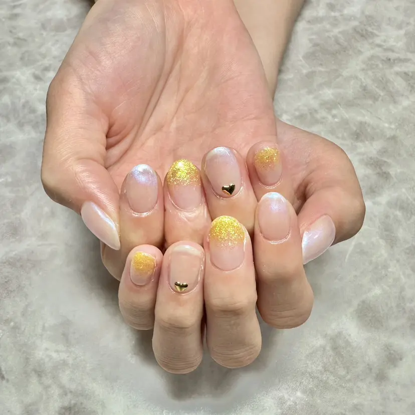 グラビス ラシェル MINAの掲載